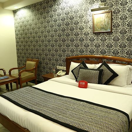 Oyo Rooms Chandigarh Sector 34 Екстер'єр фото
