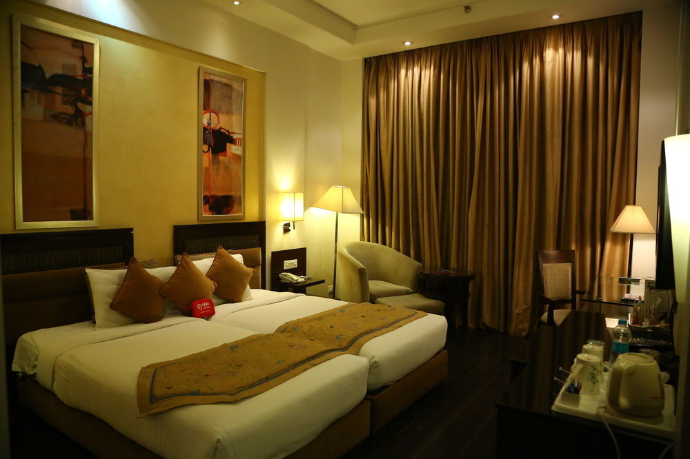 Oyo Rooms Chandigarh Sector 34 Екстер'єр фото